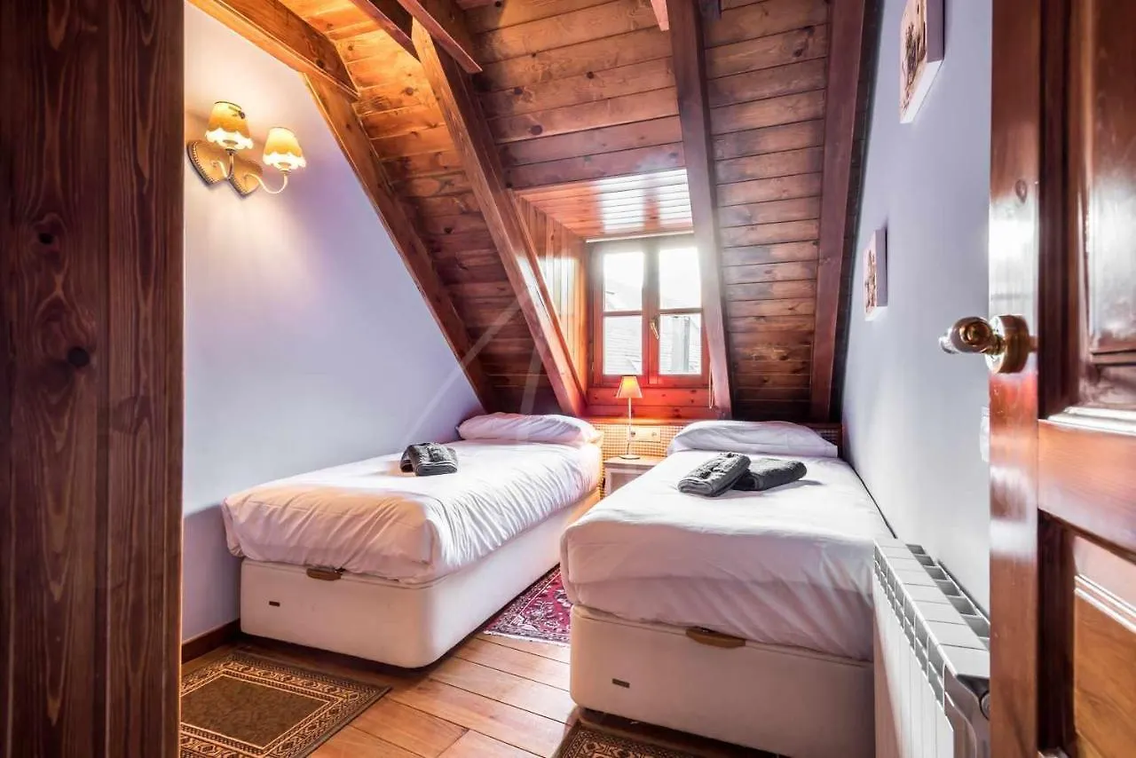 Apartment Valarties By Seamount Rentals