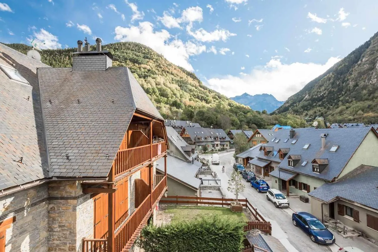 Apartment Valarties By Seamount Rentals