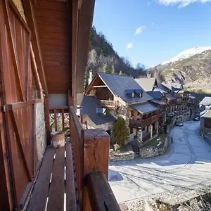 3 Bedrooms With Locker And Parking At Baqueira-beret Apartamento